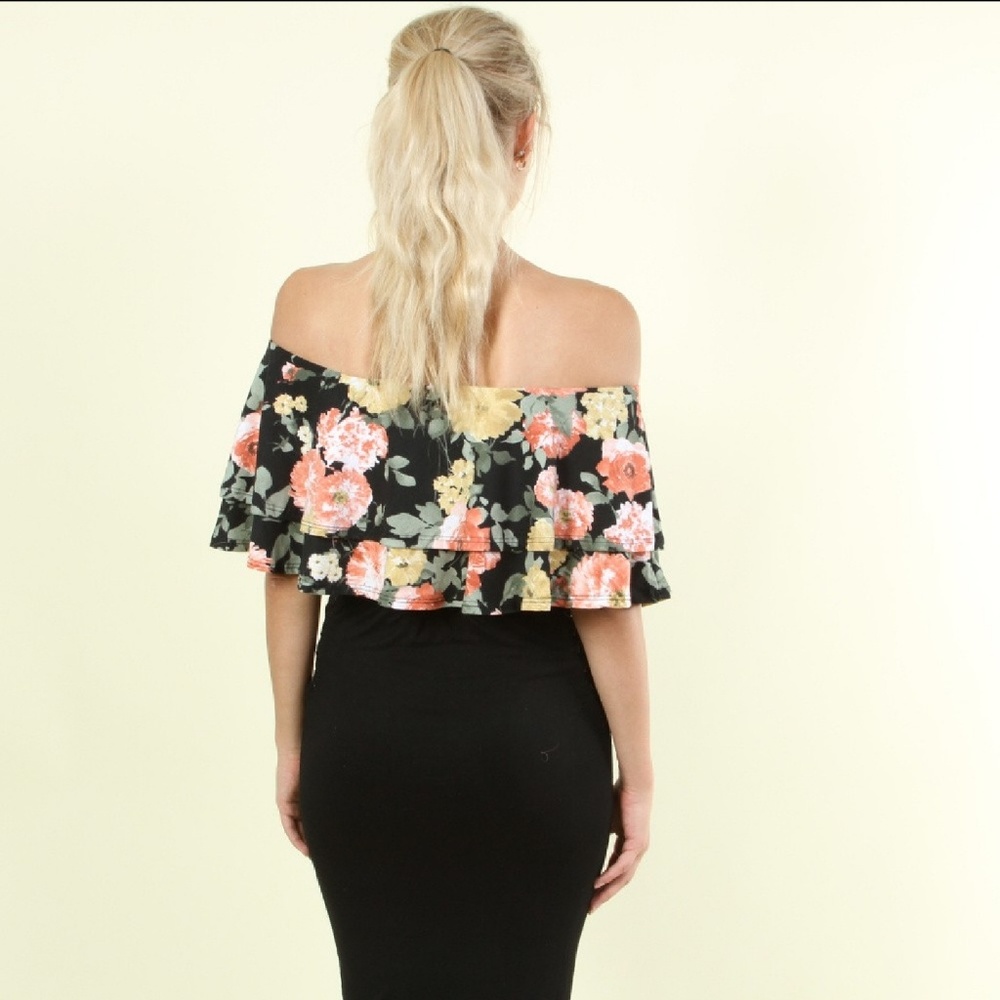 Double Tiered Floral Off Shoulder Ruffled Crop Top - Picture 4 of 5